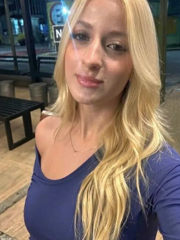 Diane, 38 ans, flirt coquin à Avignon