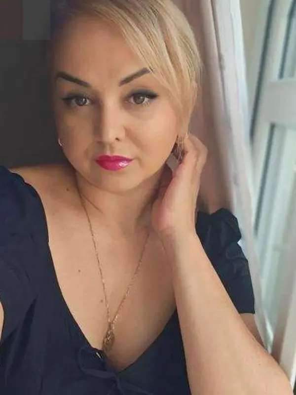 Lola, 24 ans, flirt coquin à Colmar