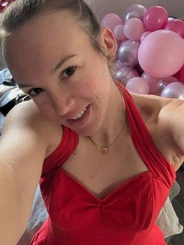 Perrine, 37 ans, flirt coquin à Lille