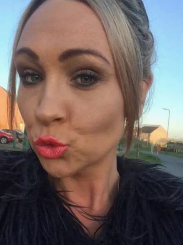 Béatrice, 50 ans, flirt coquin à Nice