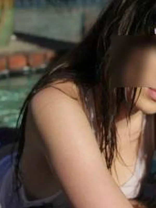 Louise, 23 ans, flirt coquin à Orléans