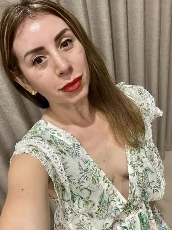 Alexandra, 40 ans, flirt coquin à Paris