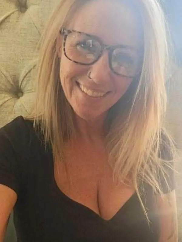 Cécilia, 33 ans, flirt coquin à Toulon