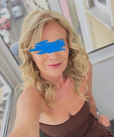rencontre flirt - proche de moi - Pulpeuse 45 ans, envie de flirt discret près de toi, t&rsquo;intéresse ?