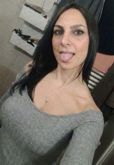 rencontre flirt - Petit-Bourg - Tu cherches une femme qui sait vraiment flirter ? Maily à Petit-Bourg t&rsquo;attend