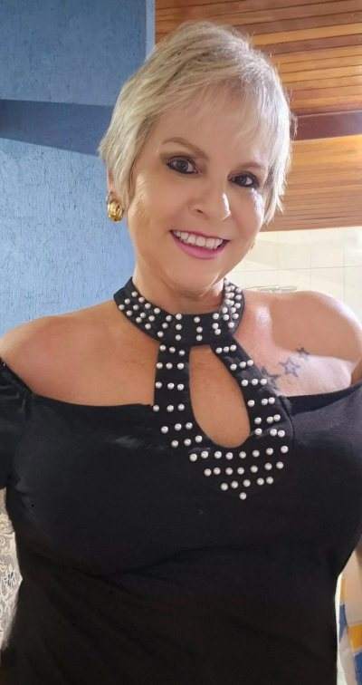rencontre flirt - Tsingoni - Tsingoni – Louisette 50ans – mince et coquine, flirt discret avec toi?