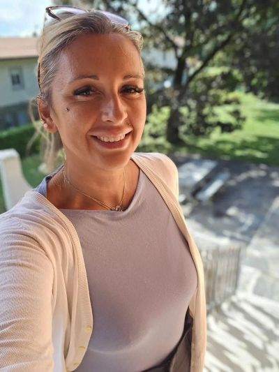 rencontre flirt - Saint-Étienne - Instit 35 ans, envie de flirt discret en ligne à Saint-Étienne