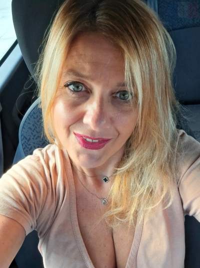 rencontre flirt - Saint-Joseph - Oseras-tu un flirt coquin local avec une emo de 42 ans à Saint-Joseph ?