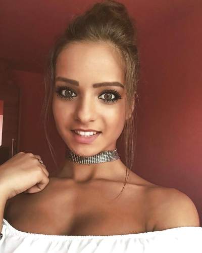 rencontre flirt - Lannion - À Lannion, patronne qui commande cherche homme pour flirt adulte sans prise de tête